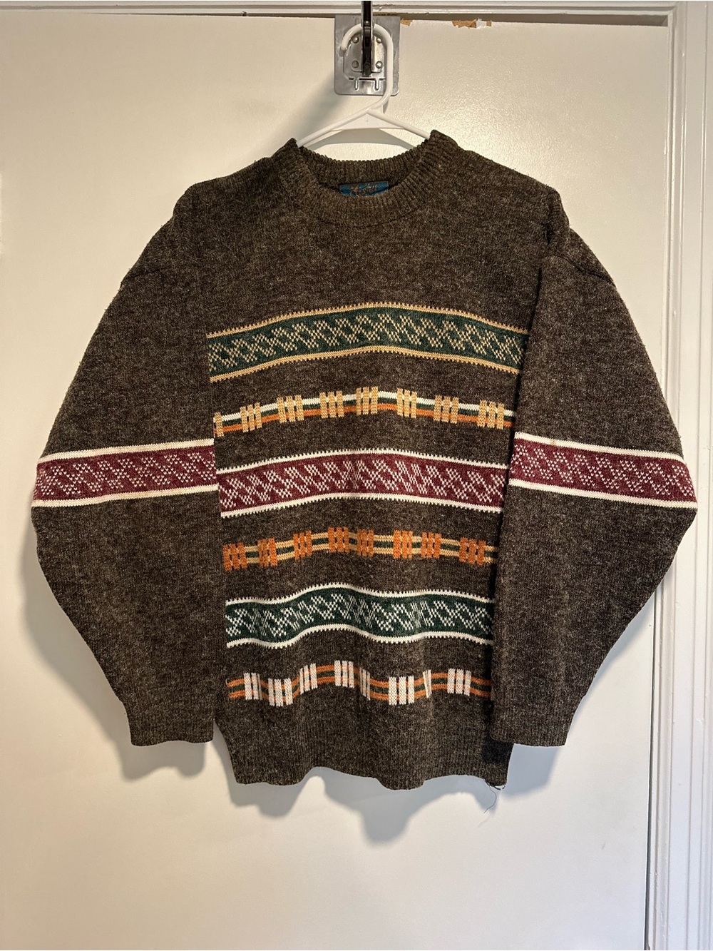 EUC VTG 70s brown 100% wool colorful fair isle geometric Grandpacore sweater.